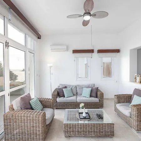 Villa Castania *
